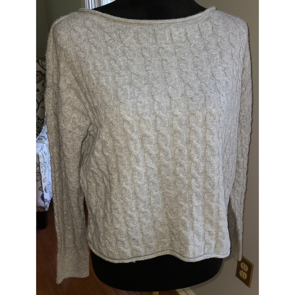 NWT Aeropostale Super Soft Fuzzy Sweater Women's Sm Gray Poly Blend Cable Knit